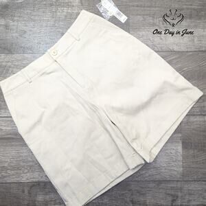 Croft & Barrow Flat Front Shorts Size 8